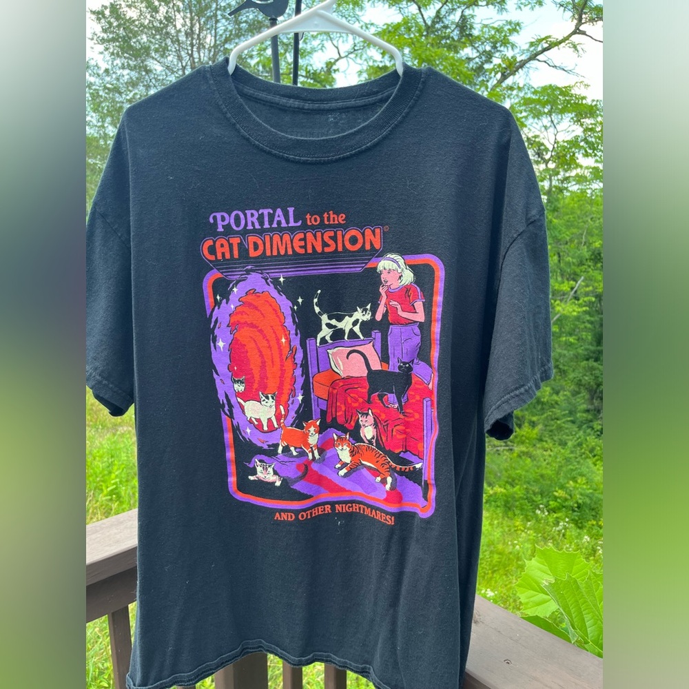 UNISEX VINTAGE SPOOKY CAT TEE #2